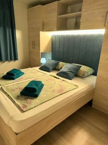 Dora House Drage Villa