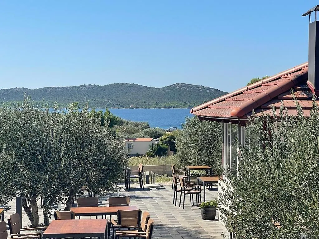 Villa Dora House Drage
